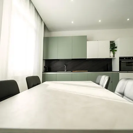 아파트 Housmart Fiesso 9 카스테나소