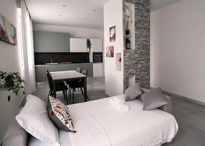 Housmart Fiesso 9 Castenaso